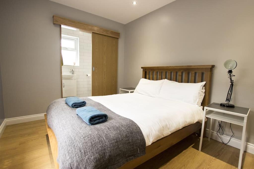 Modern City Centre Rooms Dublin Exterior photo
